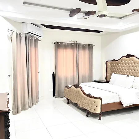 Luxury Apartment Hotel-2