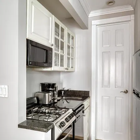 West Village 1Br W Wd Balcony Prime Location Nyc-1073-2