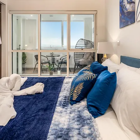 Modern Apartment Cinema, Gym & Games Access-3