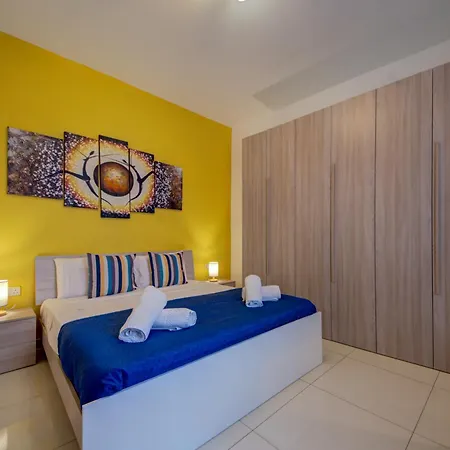 Pleasant Seaview 2-Bedroom Apartments In Central Sliema-2