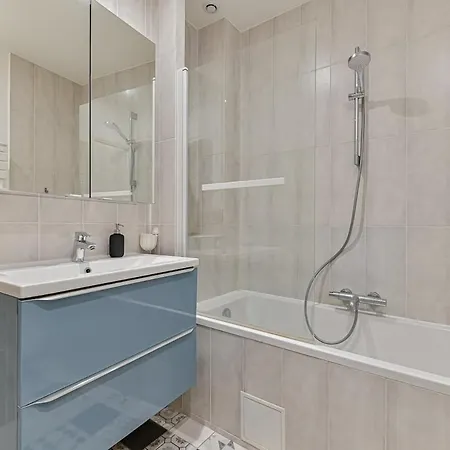 Logement Entier, Porte De Versailles-2
