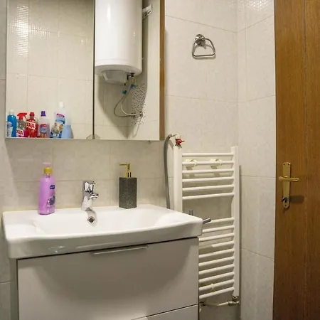 111 Spot Apartment-2