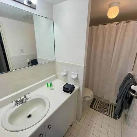 2Br2Ba Balcony With Yard View In-Unit Laundry-2