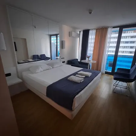 Orbi City Luxur Apartments With Astunning-2