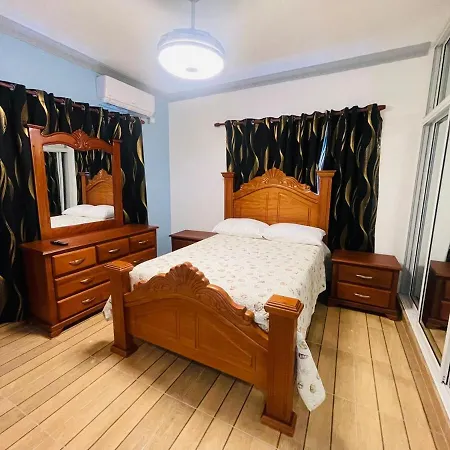 Impecable 2 Bedroom Apartment Steps From The Pier-3