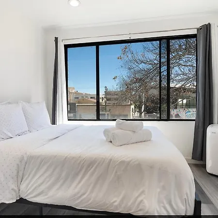 Comfortable 2Bedroom Apartment Close To Beverly Hills-2