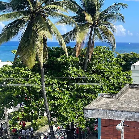 Luxurious 1Br Apartment With Ocean And Mountain Views, Central-2