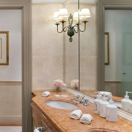 The Excelsior, A Luxury Collection Hotel, Florence-3