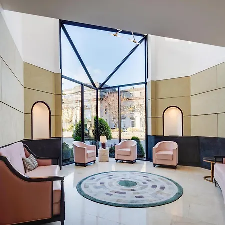 Conrad Dublin-2