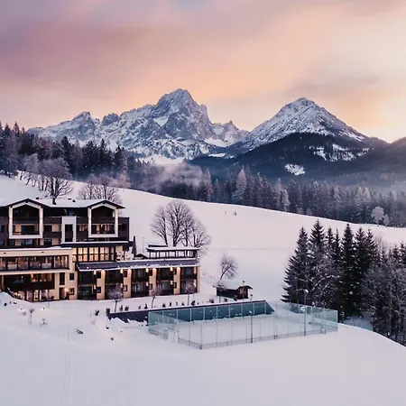 Hotel Neubergerhof-2