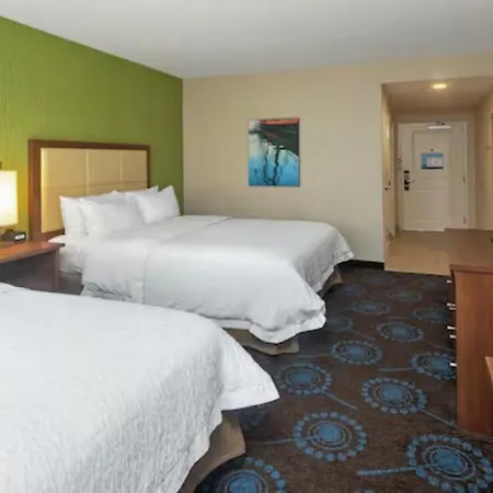 Hampton Inn By Hilton Halifax Downtown-2