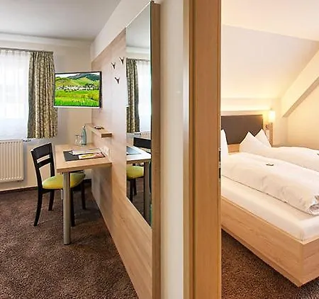 Landhotel Löwen Bernau-3