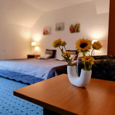 Waldhotel Unterbach-3