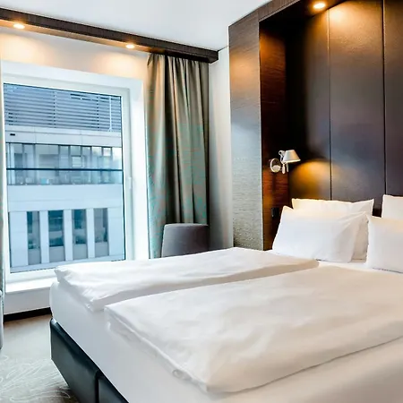 Motel One Leipzig-Augustusplatz-2