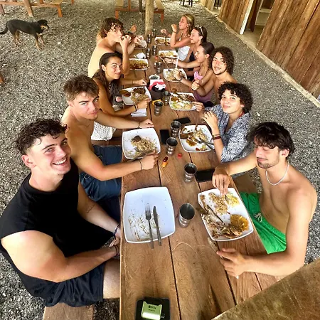 Surf House Estilo Libre-2