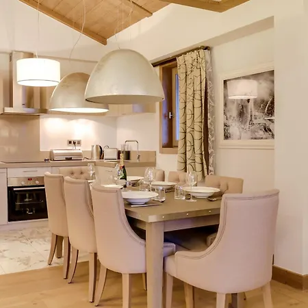 Appartement 4 Pieces Moderne, Courchevel Village, Proche Pistes, Parking Inclus - Fr-1-562-22-3