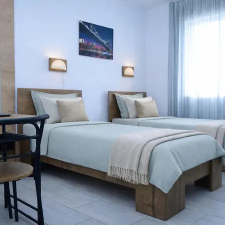 Hotel Road Rooms-2