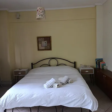 Paradise Comfortable Apartment-2