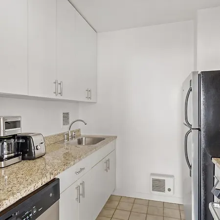 Tribeca Studio W Gym Pool Nyc-245-2