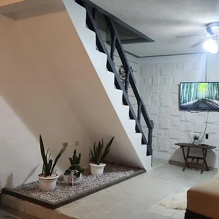 2 Bed Cozy Townhouse & Terrace Pool-2