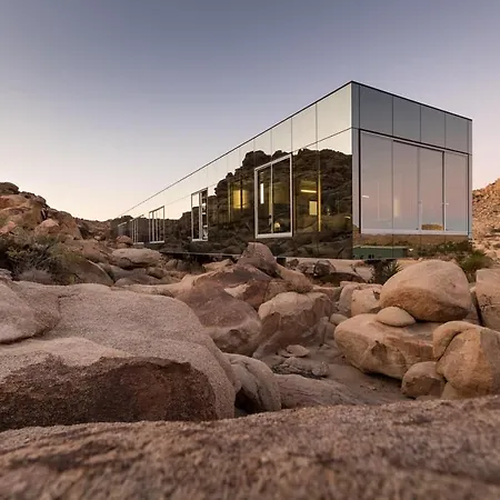 Invisible House Desert Icon W Indoor Pool-2