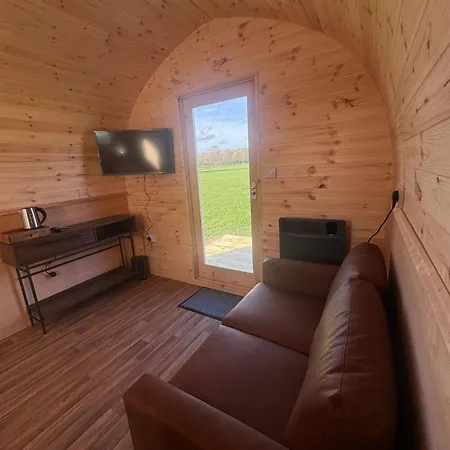 Rodway Hill Golf & Eco Pod Hotel-2