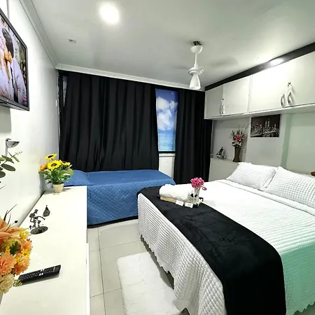 Na Quadra Da Praia Posto 5 - Nsc1137-501-3