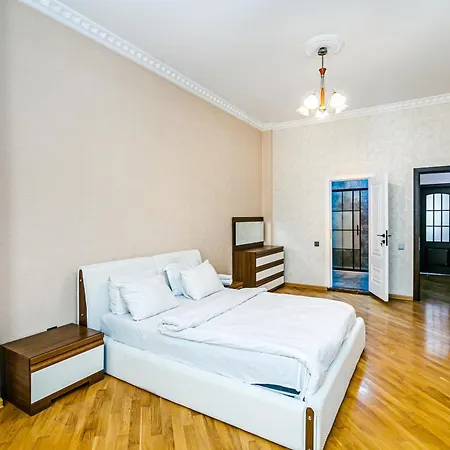 Stella Luxury Apartment In Nizami Street-2