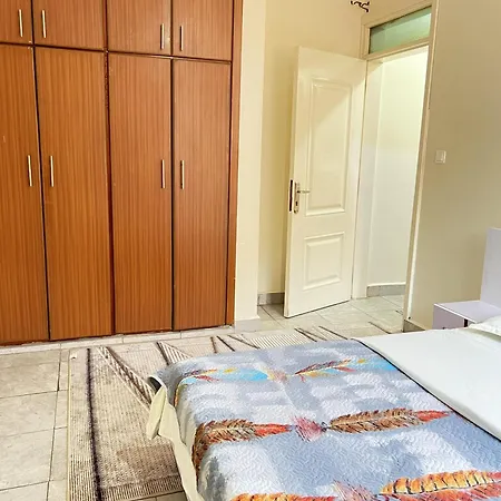 Rokans Nest Lovely Condo 1Bedroom Kira Kitukutwe, Kampala-Bethany Estate-3