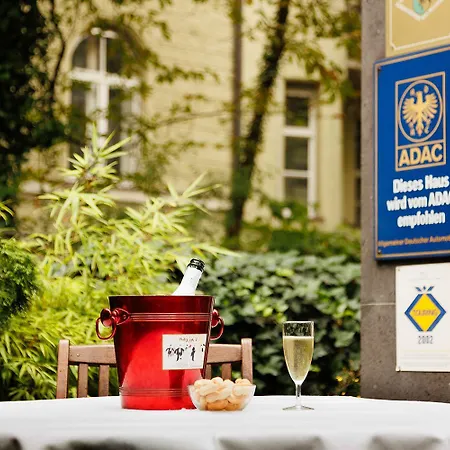Hotel Nymphenburg City - München-3