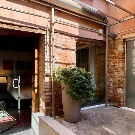 Avogaria 5 Rooms-3