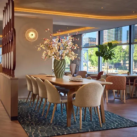 Haven Hotel Rotterdam, Curio Collection By Hilton-3