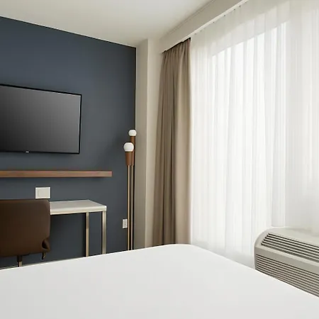 Towneplace Suites By Marriott New York Long Island City-3