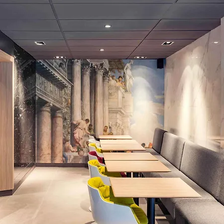 Mercure Paris Alesia-2