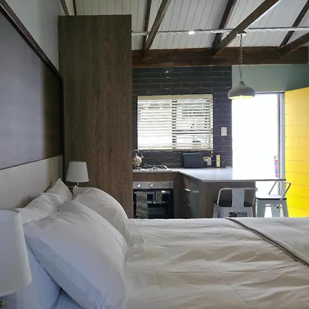 Leipoldt Self-Catering Accommodation-2