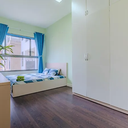 Apartment 2Br Near Tan Son Nhat Airport - Luxury-2