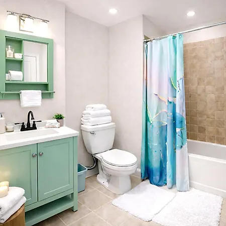 Grand Dc Group Retreat Sleeps 22 6Br 14 Beds 2 Living Rooms Free Parking-2