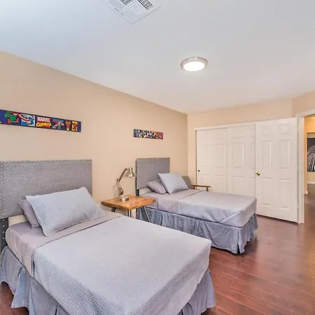 Incredible Home Up To 12 Guests, With Pool-3