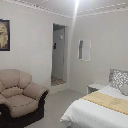 Ngebe Lodge Jozini-2