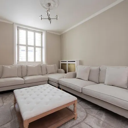 Kensington Court Home-2