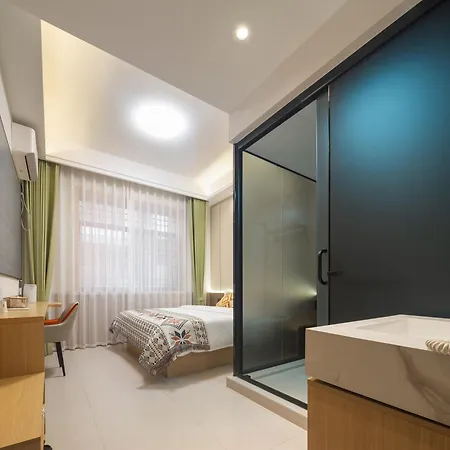 Mr Hu Homestay-2