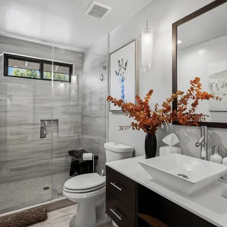 Lassen Luxury Retreat-3