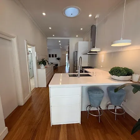 Bondi Beach Retreat-2