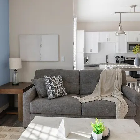 Landing Stunning 1Bd Gym Game Room-3