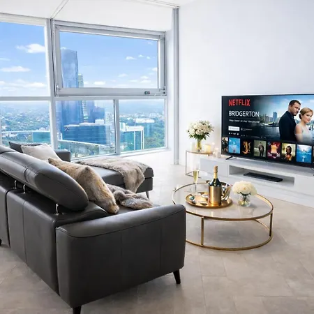 Crown'S Jewel - Lv 53 Riverview Luxe Apt On Qwr-3