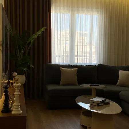 Modern Luxury Apartment-City Center-Walk Anywhere-2