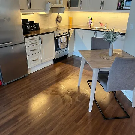 Convenient And Spacious Apartment On The First Floor-3