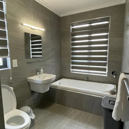 Luxurious 3Br Haven Located In Lubowa-3