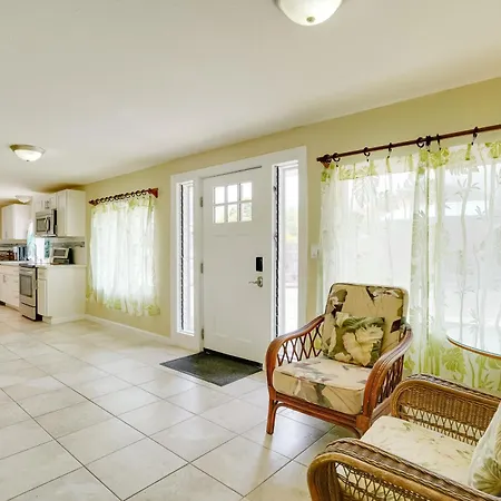 7 Mi To Waikiki: Airy Retreat Near Shops & Eats!-3