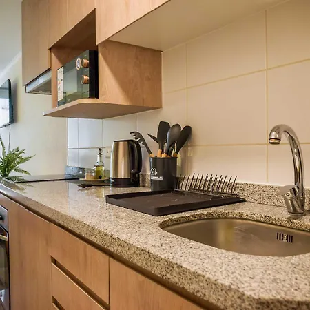 Modern Studio Prime Location Near Santa Lucia-2